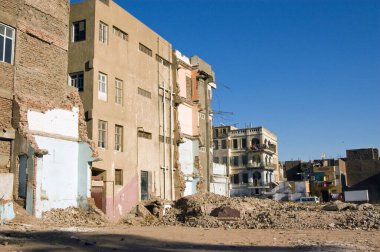 Orta Luxor 'da, Mısır' da ve birçok ev ve dükkanda büyük değişiklikler yaşanıyor..