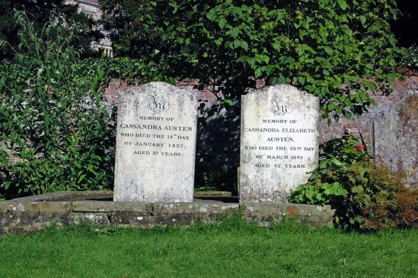 Par Lápides Cemitério Chawton Hampshire Marcando Túmulos Mãe Irmã Jane — Fotografia de Stock