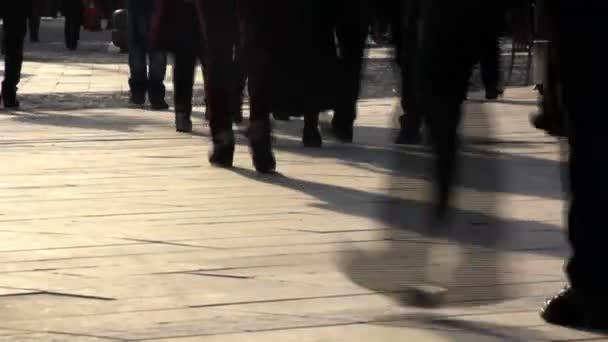 Människor som gick på gatan istanbul staden — Stockvideo