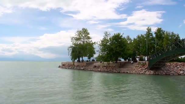 Lake görünümü zaman atlamalı, Haziran 2016, Türkiye — Stok video