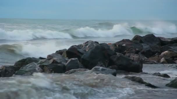 Olas costeras, junio 2016, Turquía — Vídeos de Stock