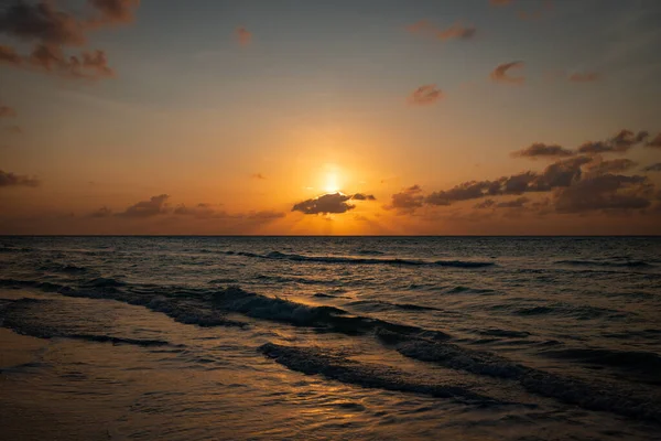 Krajobraz Wspaniały Zachód Słońca Oceanie — Zdjęcie stockowe