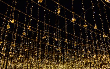 Bir sürü Noel çelengi, bulanık, bokeh