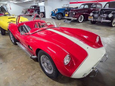 Los Angeles, ABD - 30 Kasım 2025 Petersen Otomotiv Müzesi. 1961 Devin Süper Spor