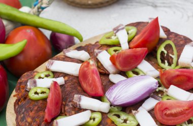 Sebze ile geleneksel salam