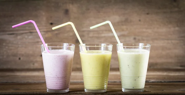 Batidos con pajitas para beber — Foto de Stock