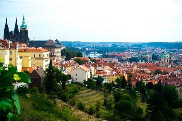 PRAGUE, CZECH REPUBLIC - AUGUST 21, 2012: view of Prague, Czech — Stock Photo, Image