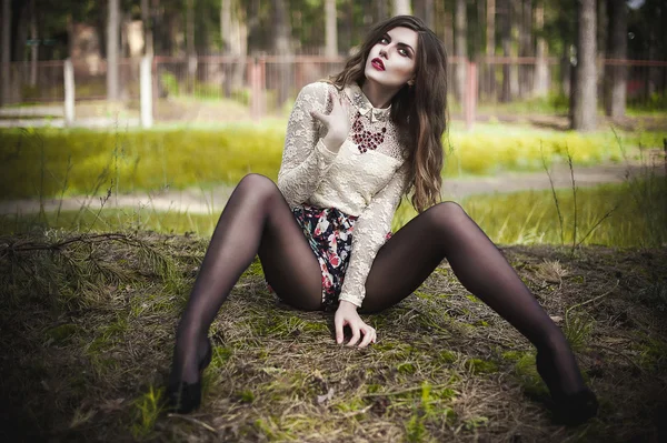 Vysoce módní look.glamor stylové sexy úsměvem krásné mladé wo — Stock fotografie