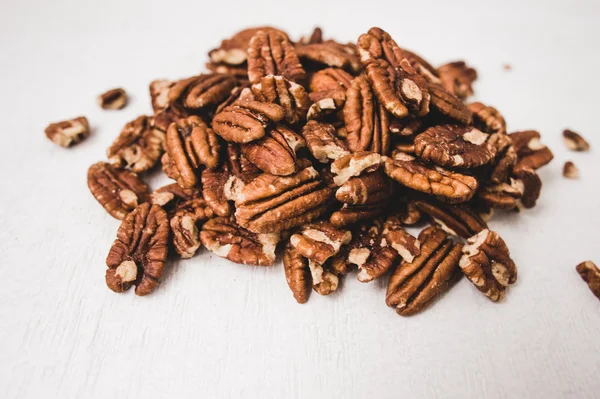 Walnut half heap — Stock Photo, Image