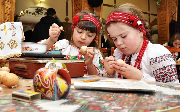 Ukrainian pysanka Easter_2 — стокове фото