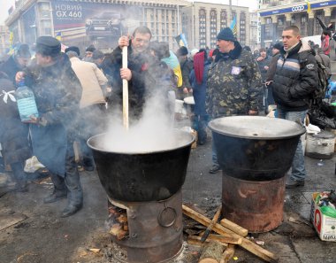 Kiev Maidan Devrimi Avantajları_12