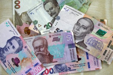 Çeşitli Ukrayna kağıt paralarının kompozisyonu - hryvnias