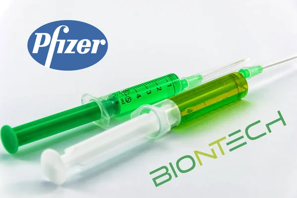 Biontech ve Pfizer Coronavirus 'a karşı aşı dozları