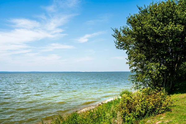 Litvanya 'daki Cape Vente yakınlarında sakin su manzarası