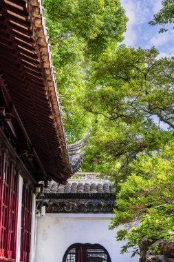 Yuyuan Bahçelerinde geleneksel mimari ve bereketli yeşillik