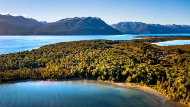 Te Anau Gölü 'nün hava manzarası