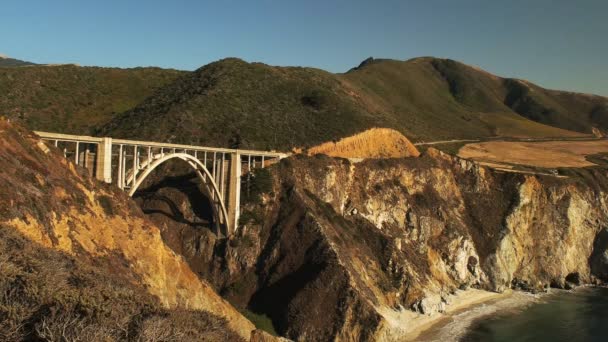 Bixby bridge on highway 1 — Stock Video