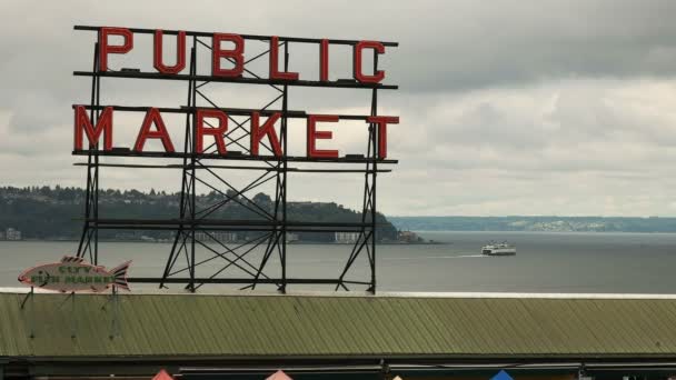 Pike place market sign and ferry — Stock Video