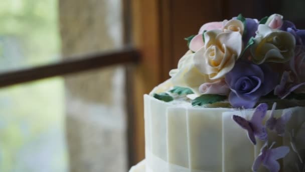 Gâteau de mariage gros plan — Video