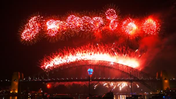 Fuochi d'artificio dal ponte del porto di Sydney — Video Stock