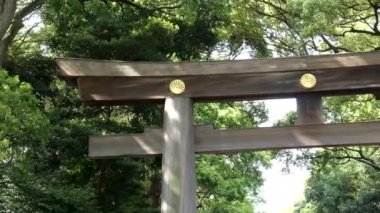 Tokyo 'da Shibuya' daki bir meiji türbesinin kapağını kapatın.