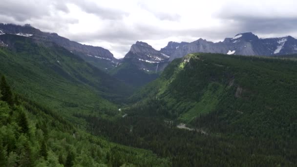 McDonalddalen vid glaciärens nationalpark i Montana — Stockvideo