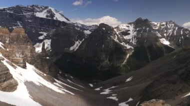 Banff Milli Parkı 'ndaki Cennetin manzarası