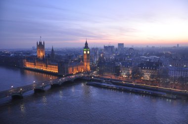 Big Ben'e ve Parlamento