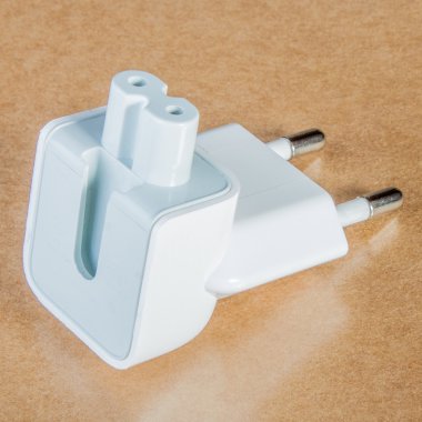 soket şarj adaptörü