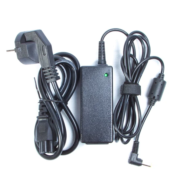 Dizüstü bilgisayar için siyah şarj