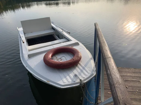 Fischerboote Herbst Auf Einem See — Stockfoto