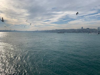 İstanbul Boğazı 'ndan İstanbul' a bak