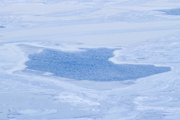 Fundo Superfície Lago Gelado Tonificado Azul — Fotografia de Stock