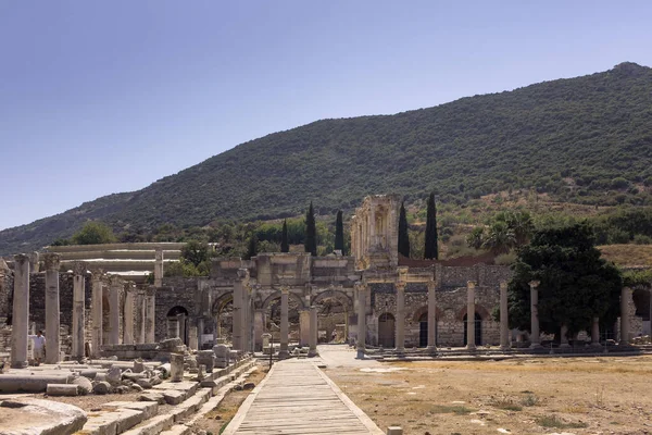 Vista Ruinas Históricas Famosa Ciudad Griega Antigua Llamada Éfeso Costa — Foto de Stock