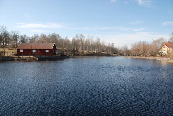 De kreek in het voorjaar — Stockfoto