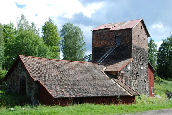 Historiska byggnad från järn tillverkning i Sverige — Stockfoto