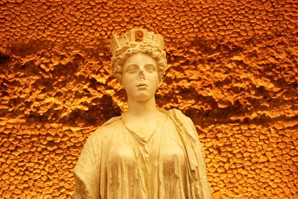 Statue Goddess Fortuna Primigenea — Stock Photo, Image