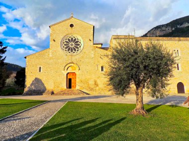 Valvisciolo Antik Manastırı 