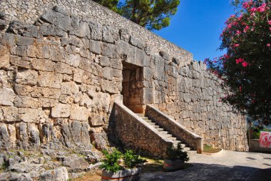 Alatri 'deki Cyclopean Duvarları - İtalya