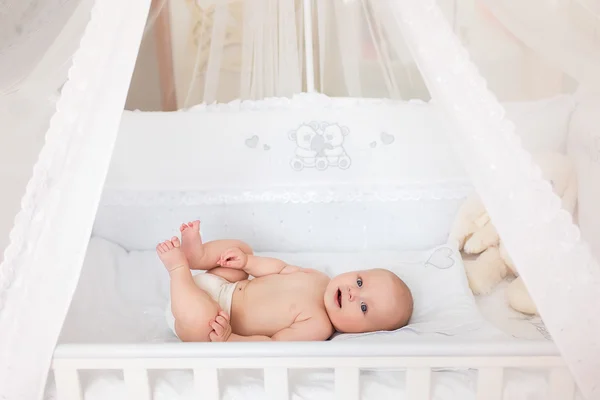 Adorable beautiful newborn baby boy. Maternity and newborn concept — Stock Photo, Image