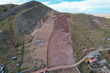 Toprak taşıma süreci set inşaatı ve kentleşme için