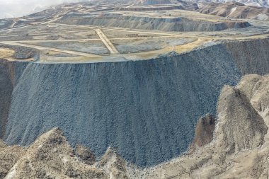 Benim çöplüğümün havadan görünüşü