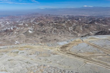 Büyük maden atıkları bankaları dolduruyor
