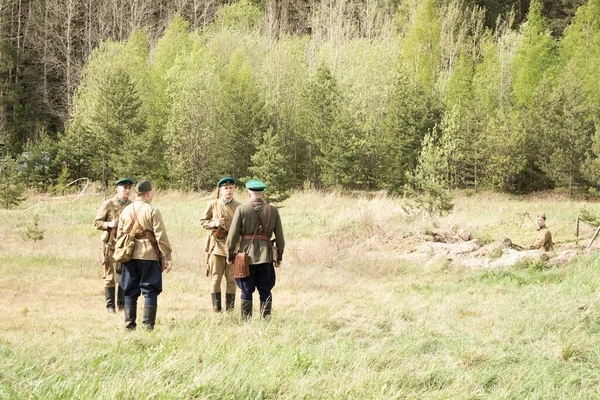 PETROZAVODSK, RUSSIA - MAY 22, 2021: Soldiers in military uniform of WWII — Stock Photo, Image