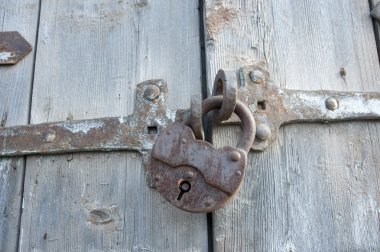 eski kâgir duvarlar