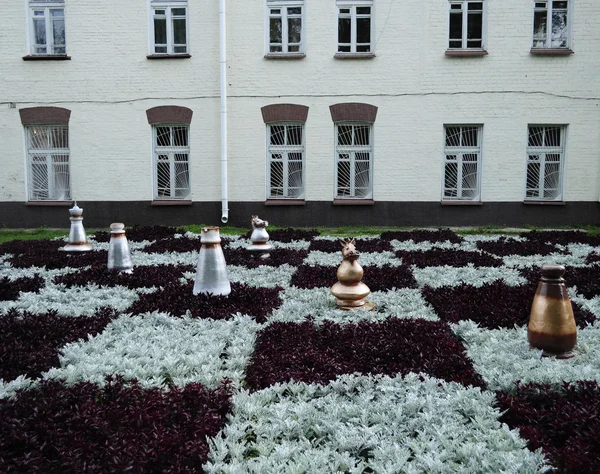 Dekoratif satranç taşları Bobruisk merkezi bir yatakta
