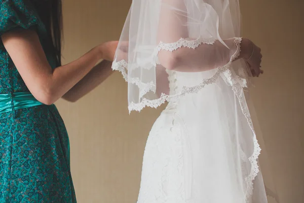 Gelin Giydirme işlemi