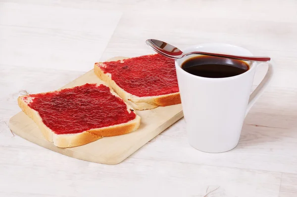 Kahvaltı tost ve kahve Kupası