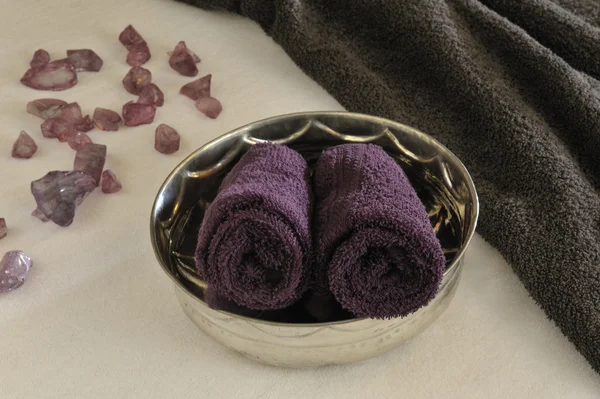 havlu ve kristal ile sağlık kase