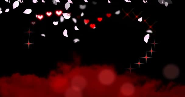 День Святого Валентина серця і блискітки з падінням пелюсток-красиві рожеві пелюстки квітки дощ над анімацією червоних сердець і блискітками створюючи велику блискучою формою серця, плаваючих над червоними хмарами. — стокове відео